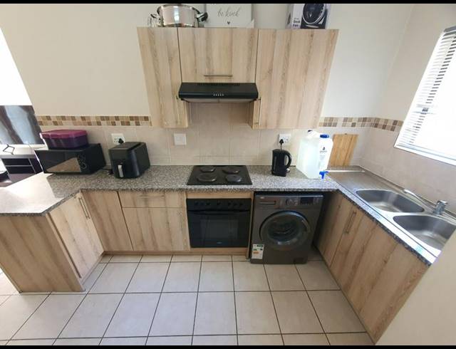 2 BEDROOM TOWNHOUSE FOR SALE IN MONTANA